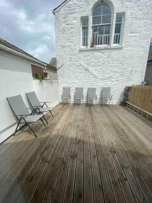 Truro City Escape Exterior photo